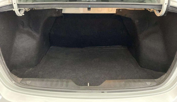 2018 Maruti Ciaz DELTA 1.4 MT PETROL, Petrol, Manual, 67,726 km, Boot Inside