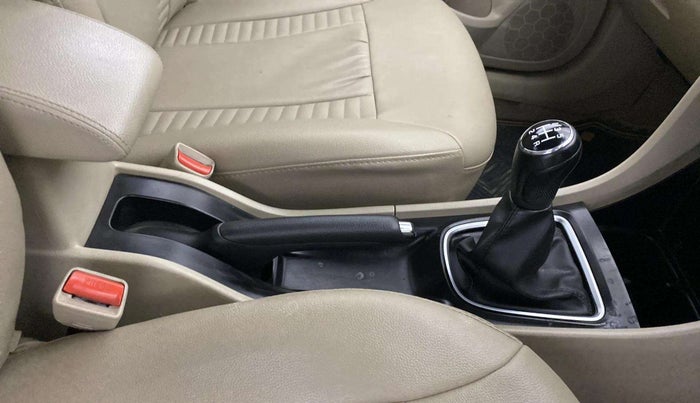 2018 Maruti Ciaz DELTA 1.4 MT PETROL, Petrol, Manual, 67,726 km, Gear Lever