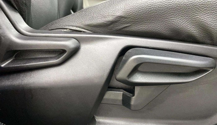 2022 Tata Tiago XZA PLUS PETROL, Petrol, Automatic, 47,680 km, Driver Side Adjustment Panel