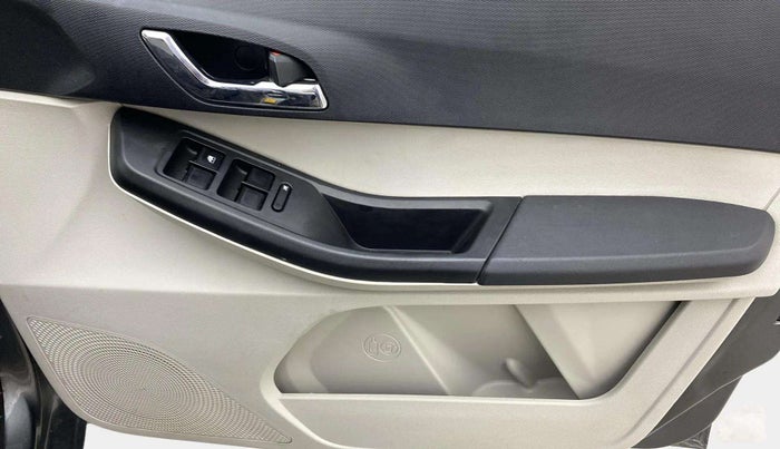 2022 Tata Tiago XZA PLUS PETROL, Petrol, Automatic, 47,680 km, Driver Side Door Panels Control