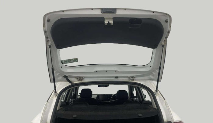 2022 Hyundai NEW I20 SPORTZ 1.2 MT, Petrol, Manual, 72,644 km, Boot Door Open