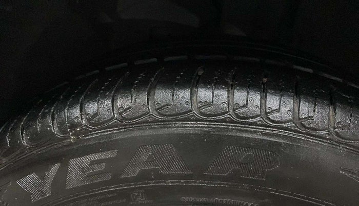 2018 Ford Ecosport TITANIUM + 1.5L PETROL AT, Petrol, Automatic, 73,977 km, Left Front Tyre Tread