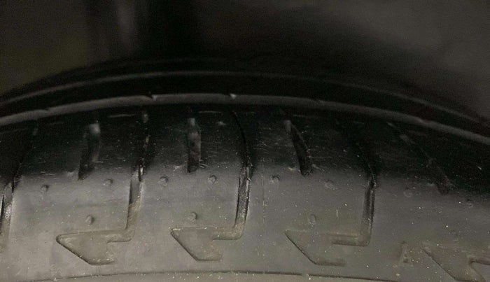 2021 Honda WR-V 1.2L I-VTEC SV MT, Petrol, Manual, 19,953 km, Right Rear Tyre Tread