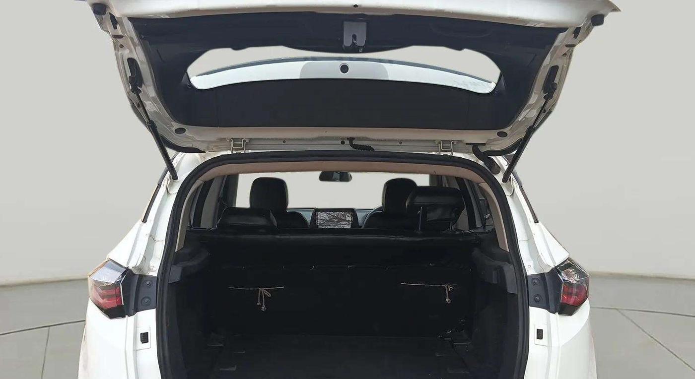 2021 Tata Harrier XE 2.0L KRYOTEC, Diesel, Manual, 1,09,863 km, Boot Door Open