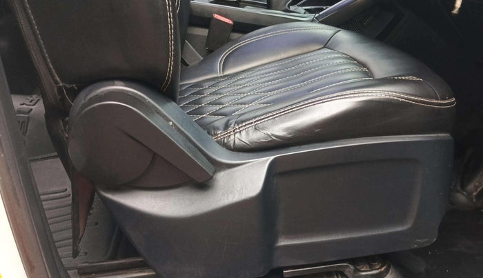 2021 Tata Harrier XE 2.0L KRYOTEC, Diesel, Manual, 1,09,863 km, Driver Side Adjustment Panel