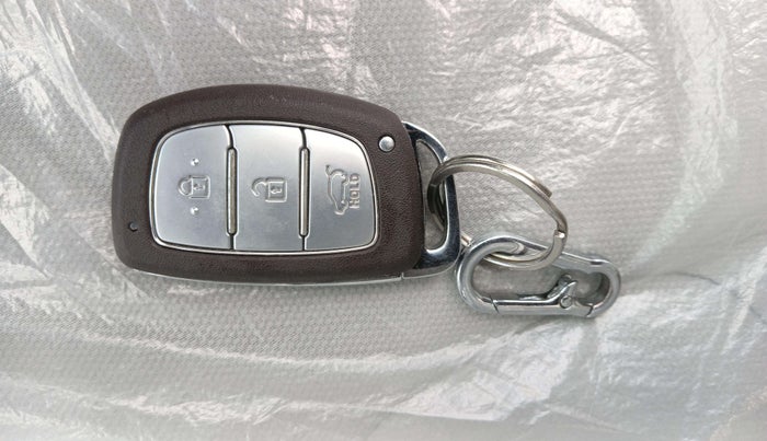 2024 Hyundai Creta S (O) 1.5 DIESEL, Diesel, Manual, 3,585 km, Key Close Up