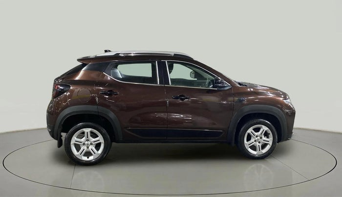 2022 Renault Kiger RXT MT, Petrol, Manual, 15,146 km, Right Side View