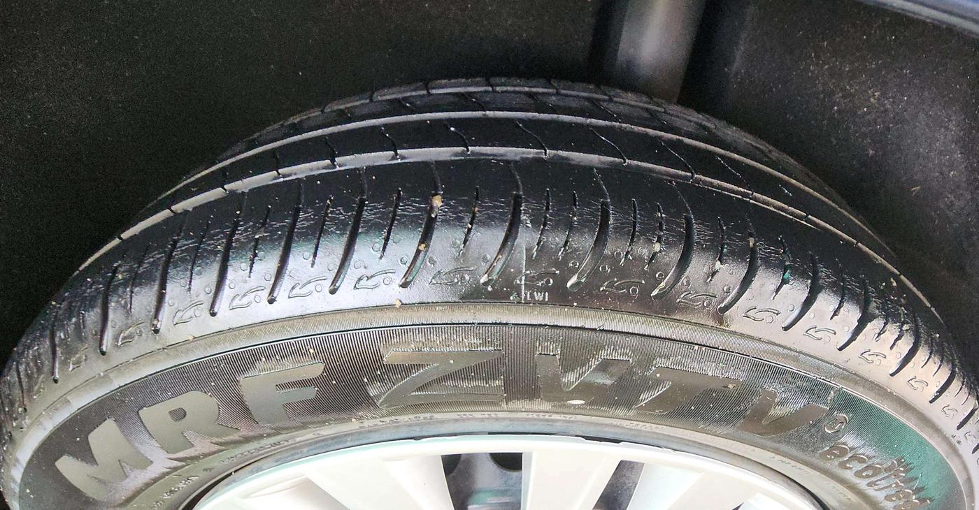 2021 Maruti Baleno DELTA PETROL 1.2, Petrol, Manual, 56,563 km, Left Rear Tyre Tread