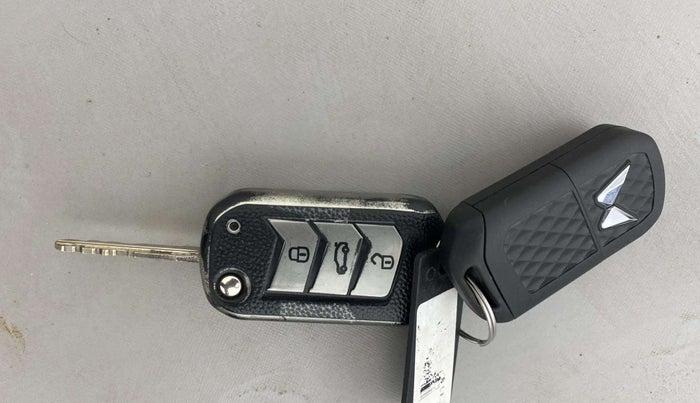 2023 Mahindra BOLERO NEO N10 R, Diesel, Manual, 27,831 km, Key Close Up