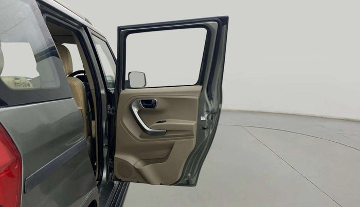 2023 Mahindra BOLERO NEO N10 R, Diesel, Manual, 27,831 km, RHS Rear Door