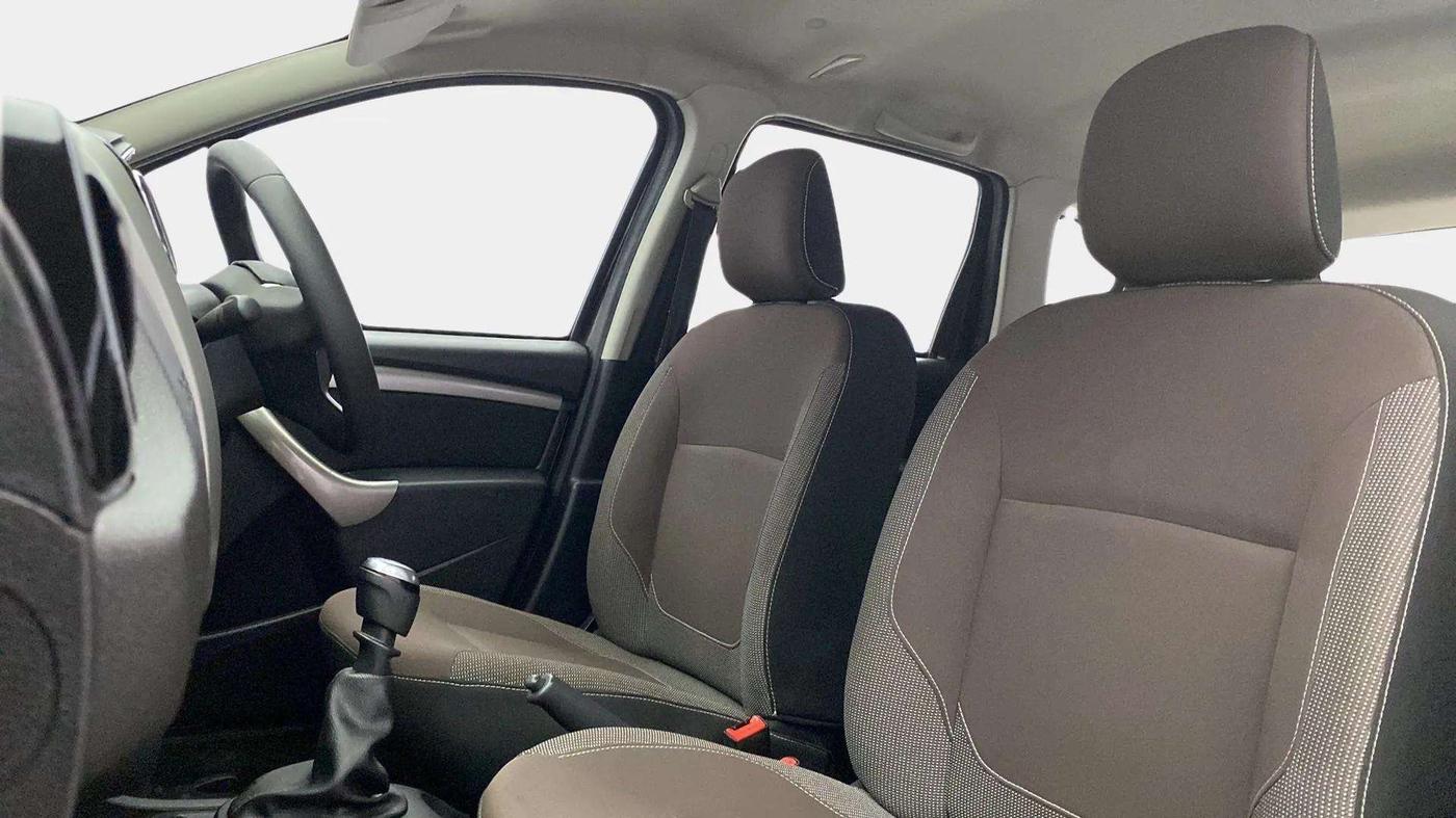 2019 Renault Duster 110 PS RXS MT DIESEL, Diesel, Manual, 69,740 km, Right Side Front Door Cabin