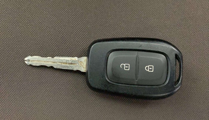 2019 Renault Duster 110 PS RXS MT DIESEL, Diesel, Manual, 69,589 km, Key Close Up