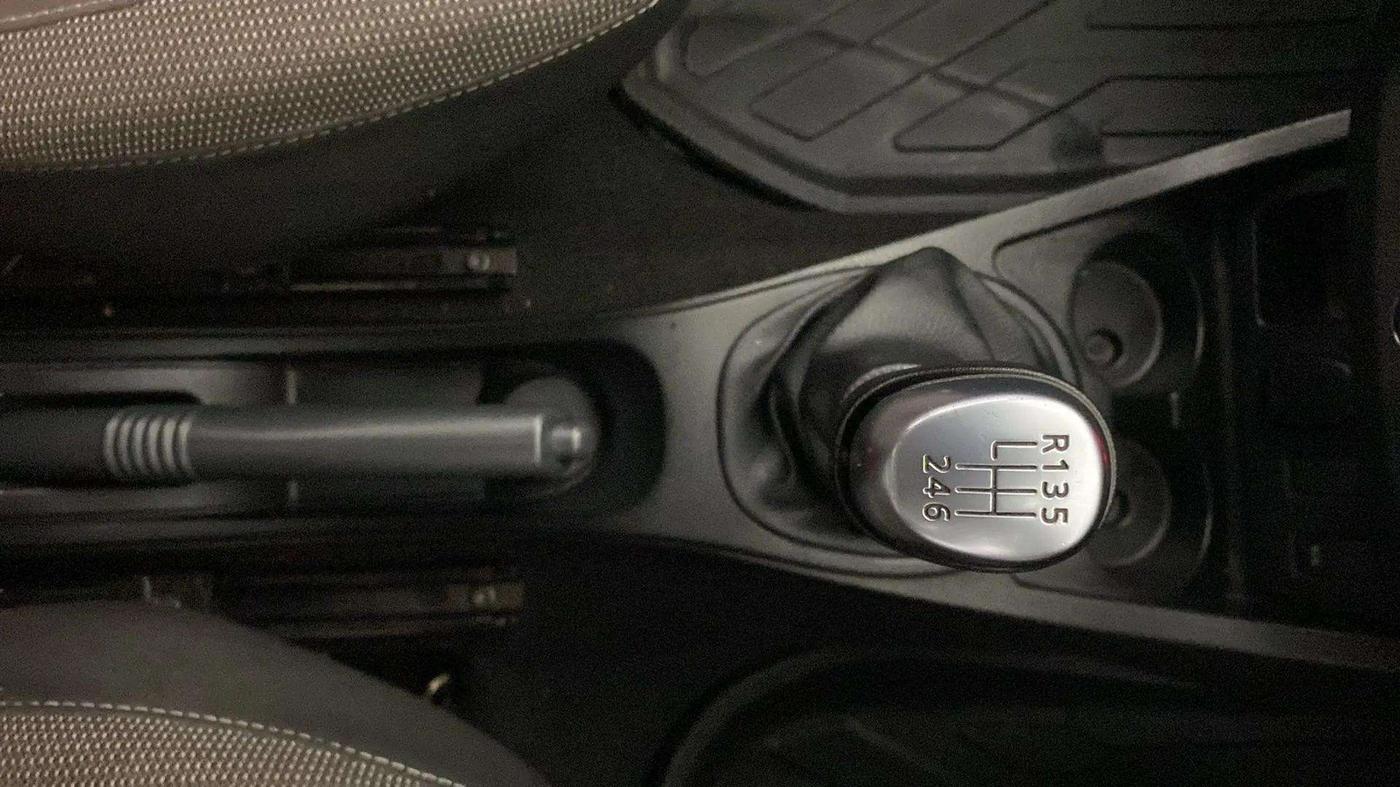 2019 Renault Duster 110 PS RXS MT DIESEL, Diesel, Manual, 69,740 km, Gear Lever