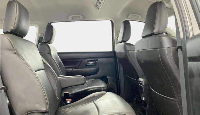 2019 Maruti XL6 ALPHA AT, Petrol, Automatic, 99,425 km, Right Side Rear Door Cabin