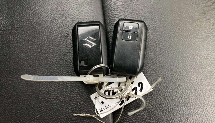 2019 Maruti XL6 ALPHA AT, Petrol, Automatic, 99,425 km, Key Close Up