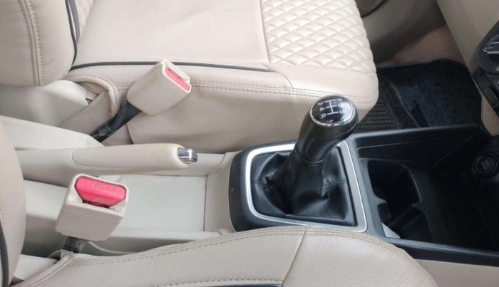 2020 Maruti Dzire VXI, Petrol, Manual, 1,00,581 km, Gear Lever