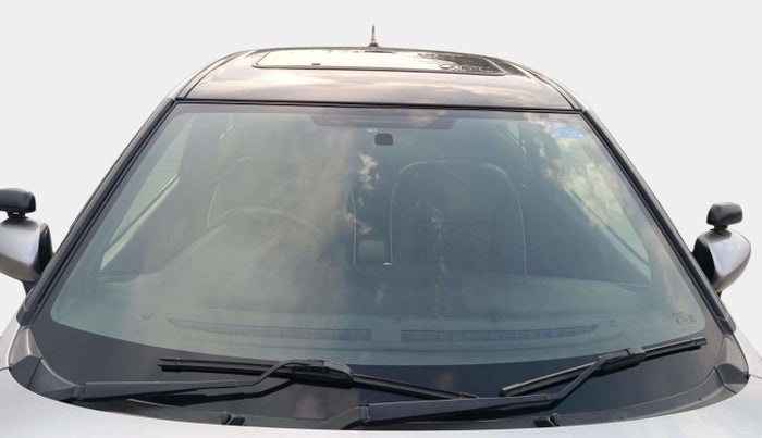 2019 Maruti Baleno DELTA PETROL 1.2, Petrol, Manual, 10,556 km, Front Windshield