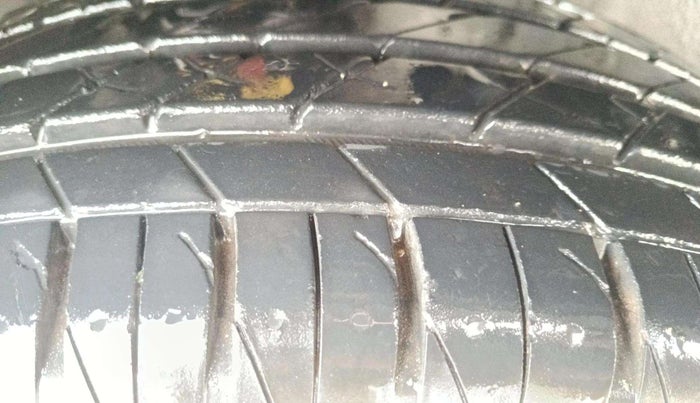 2024 KIA SONET HTX 1.5 AT, Diesel, Automatic, 11,051 km, Left Front Tyre Tread