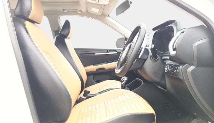 2024 KIA SONET HTX 1.5 AT, Diesel, Automatic, 11,051 km, Right Side Front Door Cabin