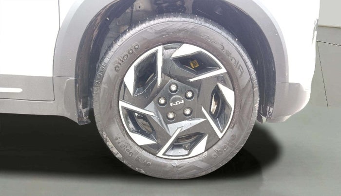 2024 KIA SONET HTX 1.5 AT, Diesel, Automatic, 11,051 km, Right Front Wheel