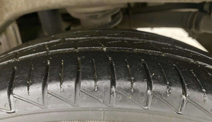 2022 Maruti Alto LXI O, Petrol, Manual, 42,276 km, Left Rear Tyre Tread