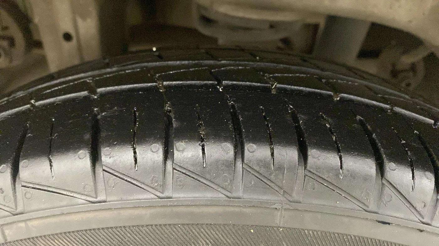 2022 Maruti Alto LXI O, Petrol, Manual, 42,276 km, Right Rear Tyre Tread