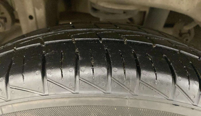 2022 Maruti Alto LXI O, Petrol, Manual, 42,276 km, Right Rear Tyre Tread