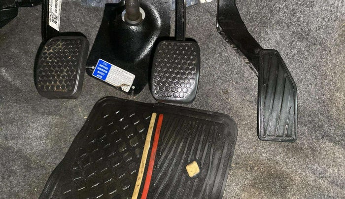 2022 Maruti Alto LXI O, Petrol, Manual, 42,276 km, Pedals