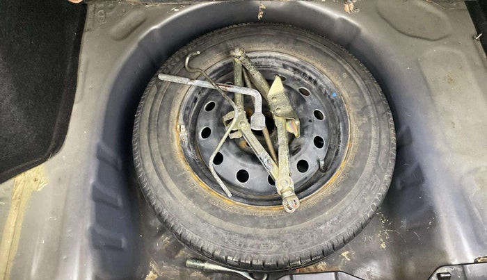 2018 Maruti Dzire VXI, Petrol, Manual, 47,120 km, Spare Tyre