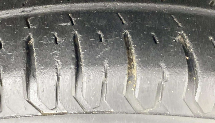 2018 Maruti Dzire VXI, Petrol, Manual, 47,120 km, Right Front Tyre Tread