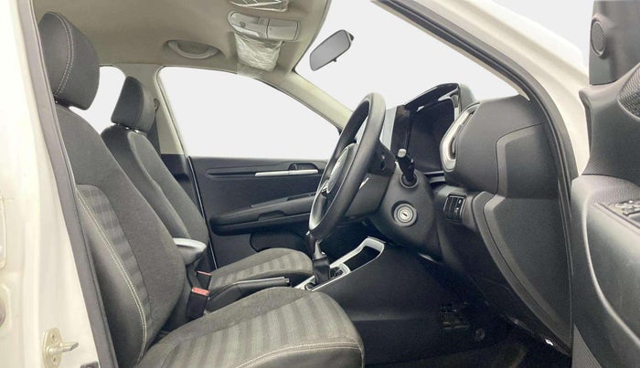 2020 KIA SONET HTK PLUS 1.0 IMT, Petrol, Manual, 23,047 km, Right Side Front Door Cabin