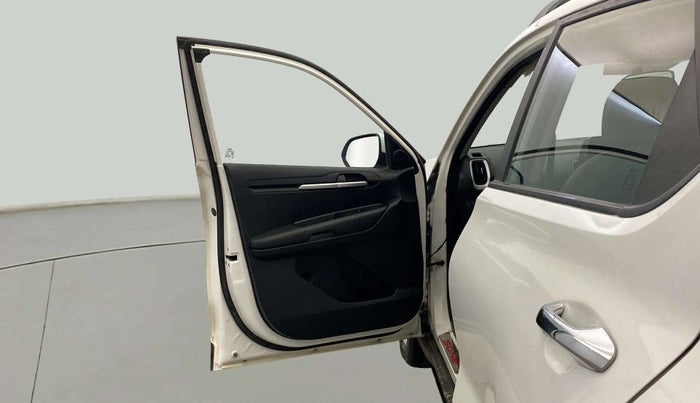 2020 KIA SONET HTK PLUS 1.0 IMT, Petrol, Manual, 23,047 km, LHS Front Door