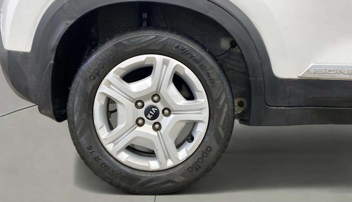 2020 KIA SONET HTK PLUS 1.0 IMT, Petrol, Manual, 23,047 km, Right Rear Wheel