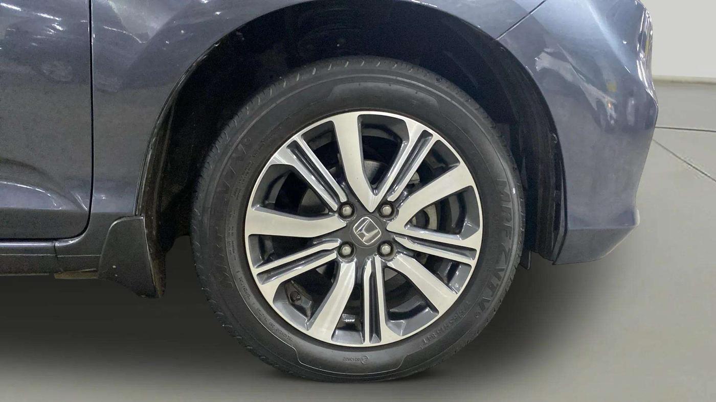 2023 Honda Amaze 1.2L I-VTEC VX CVT, Petrol, Automatic, 7,903 km, Right Front Wheel
