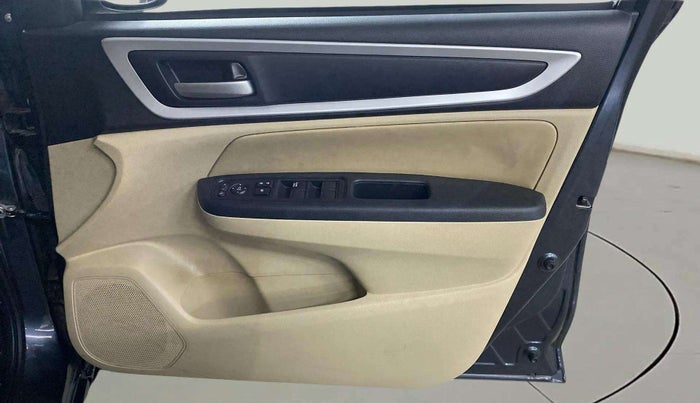 2023 Honda Amaze 1.2L I-VTEC VX CVT, Petrol, Automatic, 7,608 km, Driver Side Door Panels Control