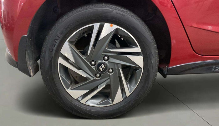 2020 Hyundai NEW I20 ASTA (O) 1.0 TURBO GDI DCT, Petrol, Automatic, 22,313 km, Right Rear Wheel