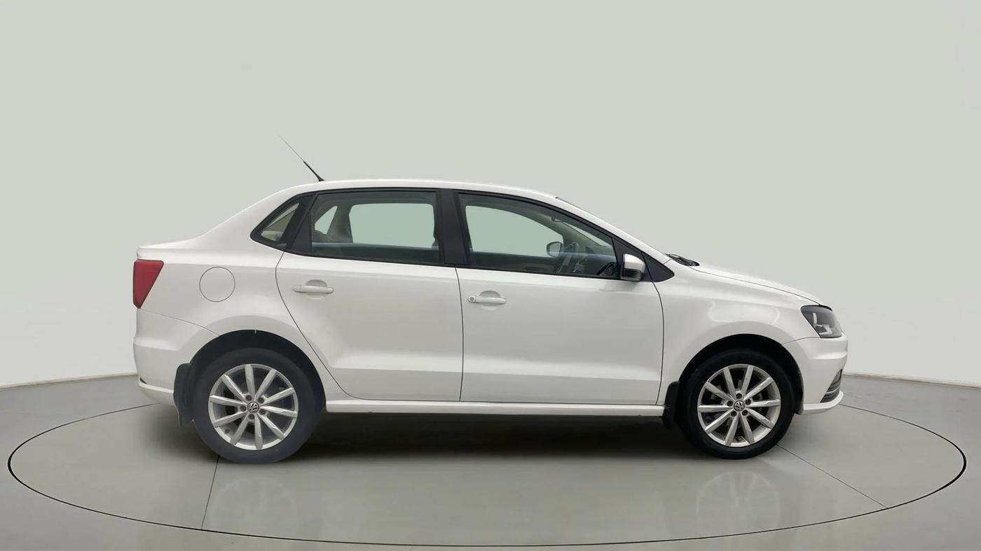2018 Volkswagen Ameo HIGHLINE PLUS 1.0L 16 ALLOY, Petrol, Manual, 44,983 km, Right Side View