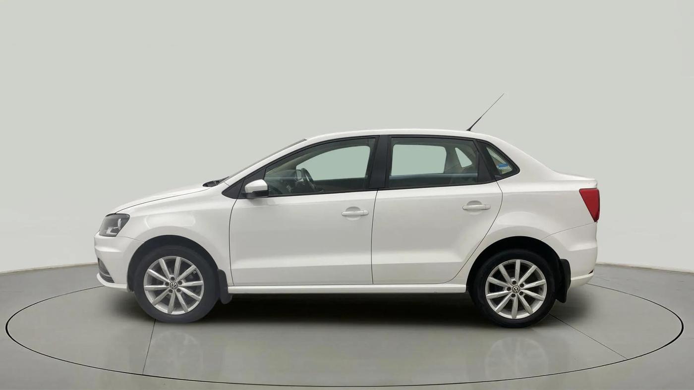 2018 Volkswagen Ameo HIGHLINE PLUS 1.0L 16 ALLOY, Petrol, Manual, 44,983 km, Left Side