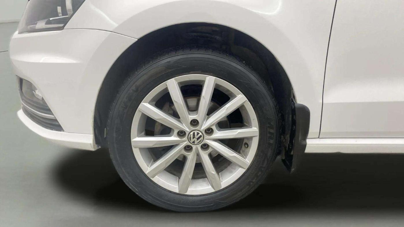 2018 Volkswagen Ameo HIGHLINE PLUS 1.0L 16 ALLOY, Petrol, Manual, 44,983 km, Left Front Wheel