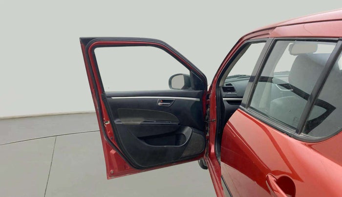 2013 Maruti Swift VXI, Petrol, Manual, 59,013 km, LHS Front Door