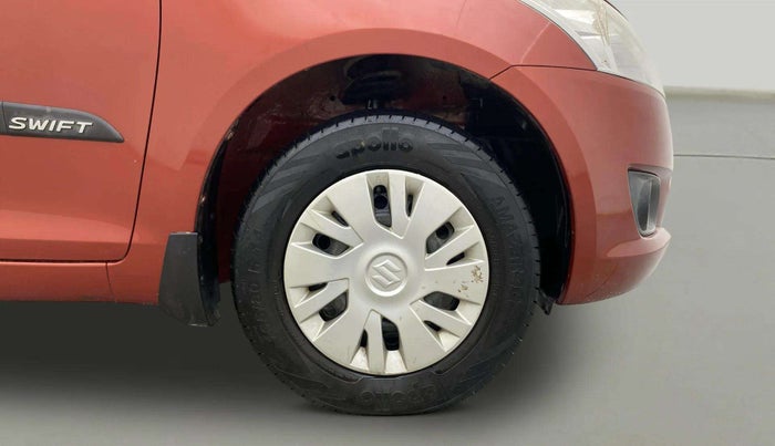 2013 Maruti Swift VXI, Petrol, Manual, 59,013 km, Right Front Wheel