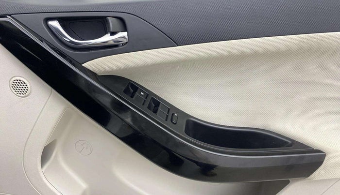 2022 Tata NEXON XZ PLUS (HS) PETROL, Petrol, Manual, 27,263 km, Driver Side Door Panels Control