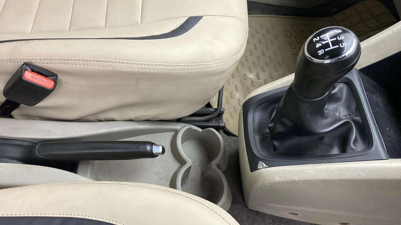 2014 Maruti Celerio VXI, Petrol, Manual, 71,502 km, Gear Lever