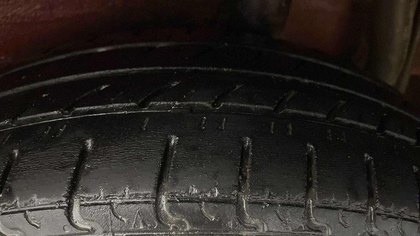 2014 Maruti Celerio VXI, Petrol, Manual, 71,502 km, Left Rear Tyre Tread