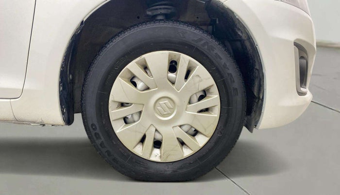 2015 Maruti Swift LXI, Petrol, Manual, 50,774 km, Right Front Wheel