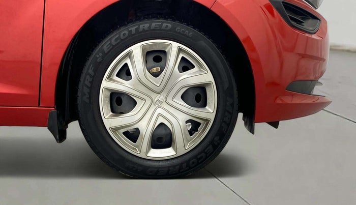 2023 Tata ALTROZ XM PETROL, Petrol, Manual, 11,592 km, Right Front Wheel