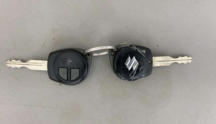 2021 Maruti Swift VXI, Petrol, Manual, 49,246 km, Key Close Up