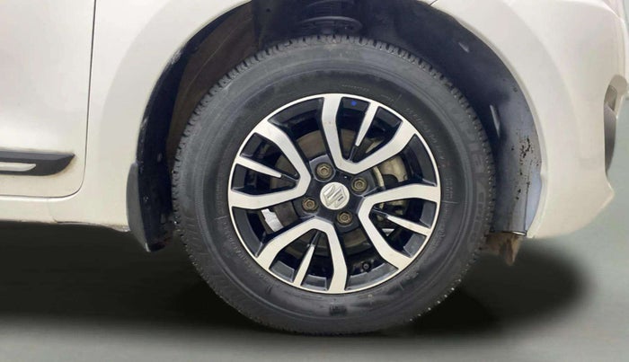 2021 Maruti Swift VXI, Petrol, Manual, 49,246 km, Right Front Wheel