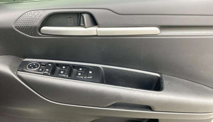 2021 KIA SONET HTK PLUS 1.5, Diesel, Manual, 61,859 km, Driver Side Door Panels Control