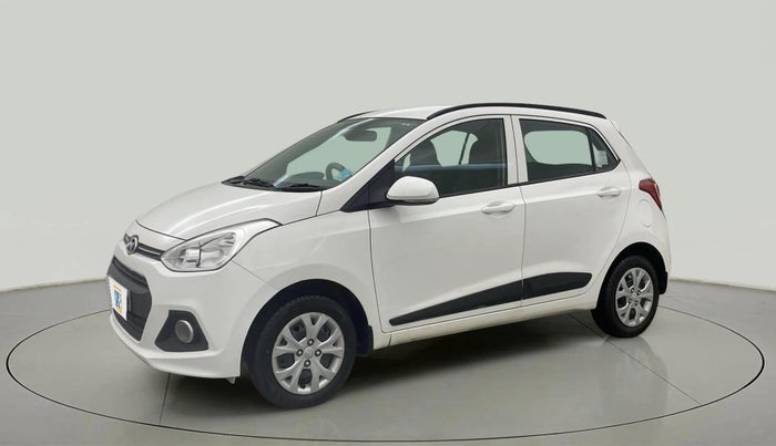 2016 Hyundai Grand i10 SPORTZ 1.2 KAPPA VTVT, Petrol, Manual, 30,868 km, Left Front Diagonal